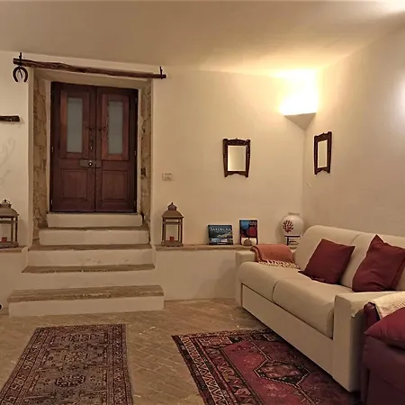 Unforgettable Vacation: Su Gutturzu Di Via Corte D'appello